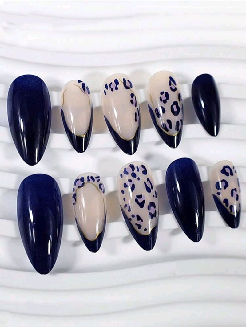Blue French Tip, photo 2