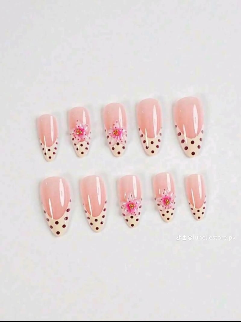 French Floral Acrylic Nail, photo 4