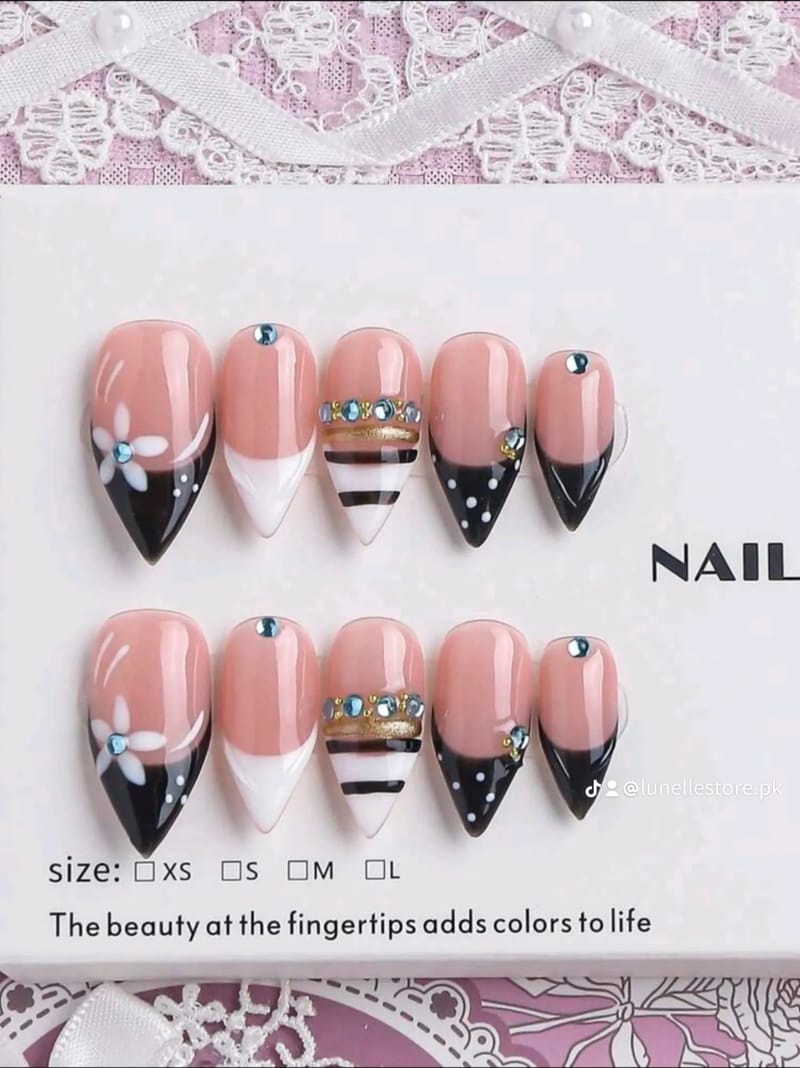 Nude Pink, Black & White