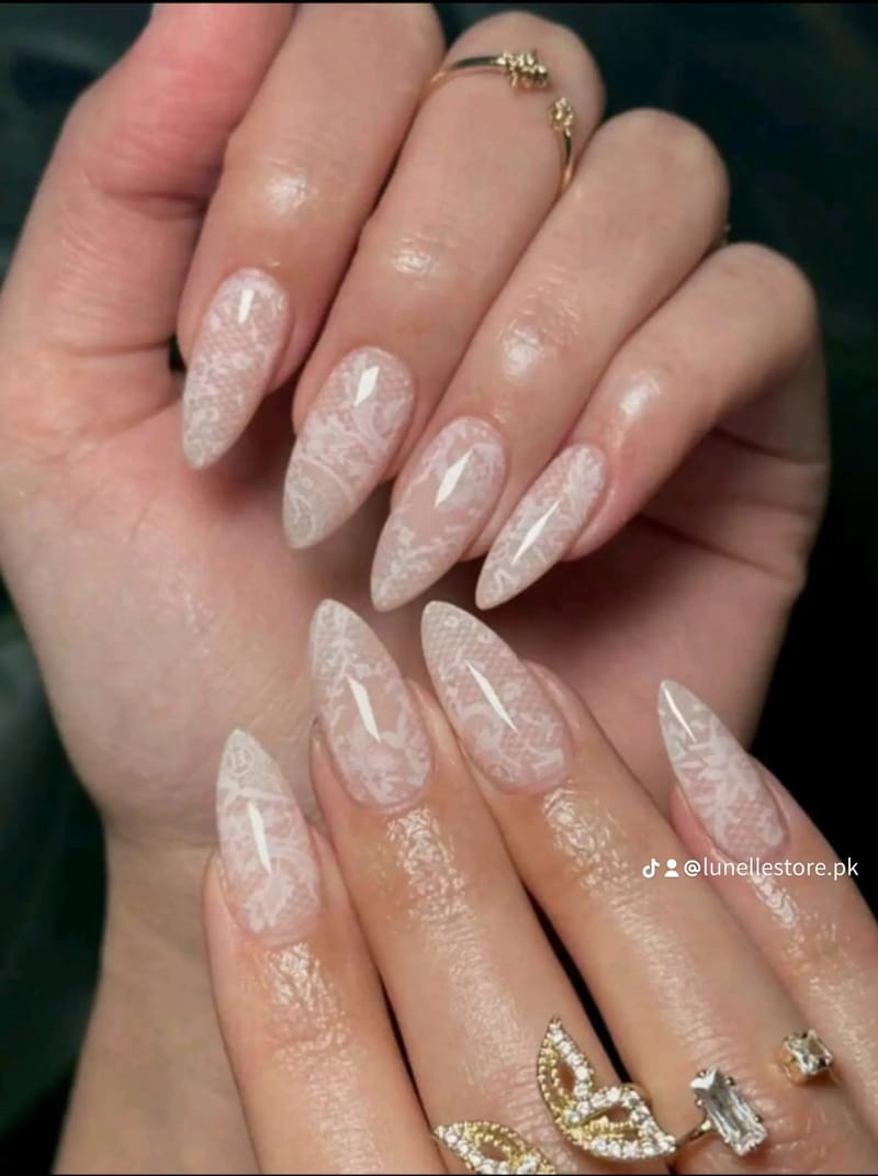 Ribbon Press-On Nails