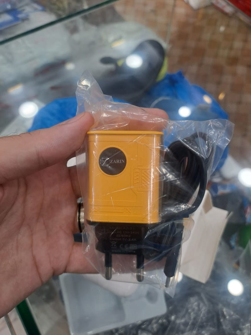 Zarin AZ-51 Fast Charger PD + QC 3.0 Type C + USB