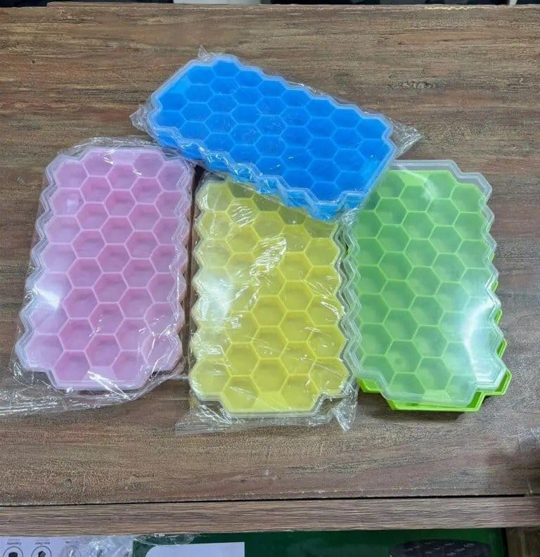 Honey Cube Honeycomb Tray 37 Silicone Cubes Ice Cube Making Mold with Lids (Random Color), photo 2