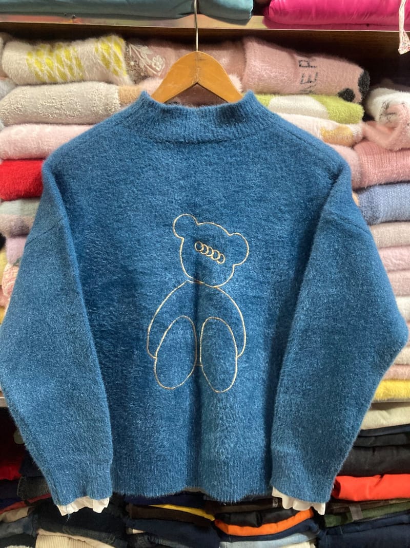 Blue Fuzzy Sweater, photo 2