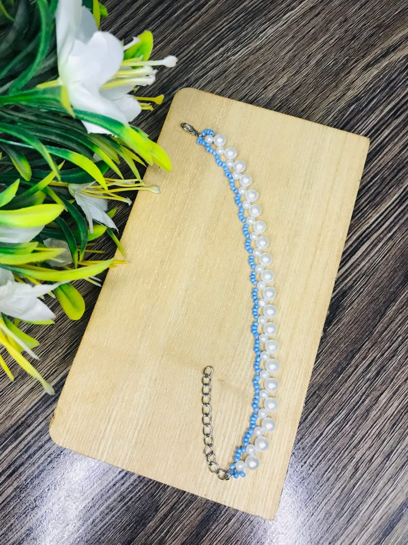White Pearls and Blue Seed beads bracelet