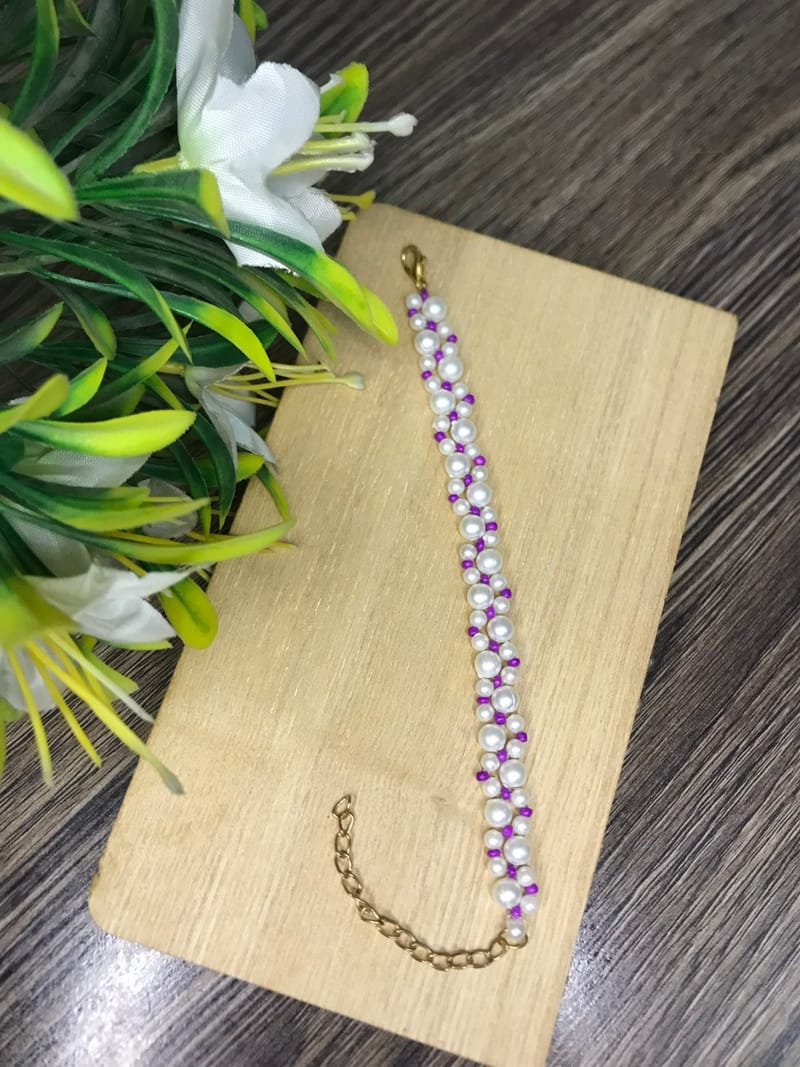 White Pearls and Purple seed beads Bracelet