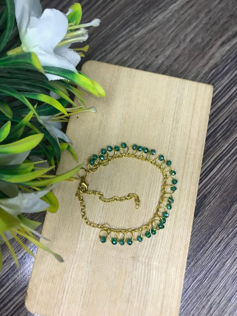 Bottle Green Crystal beads bracelet, photo 2