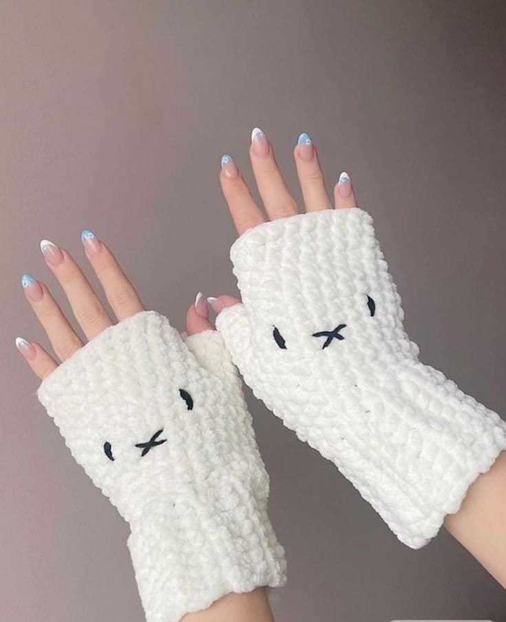 Crochet Miffy fingerless Gloves