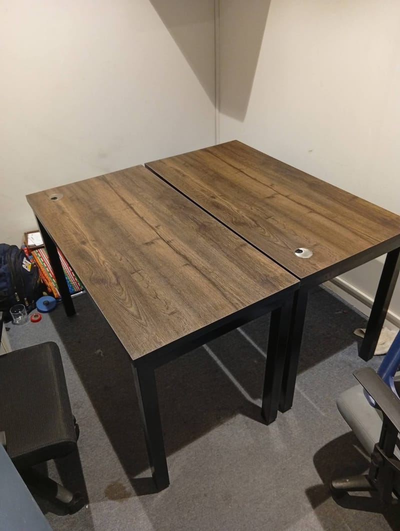 Study table, photo 3
